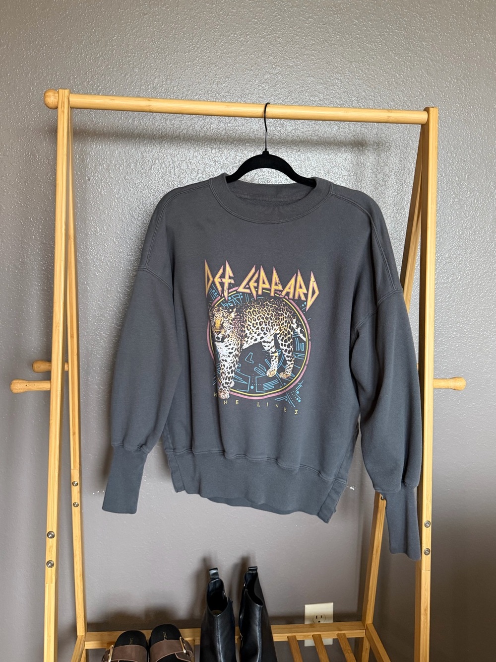 Abercrombie & Fitch Def Leppard Charcoal Crewneck with Multicolor Leopard Print